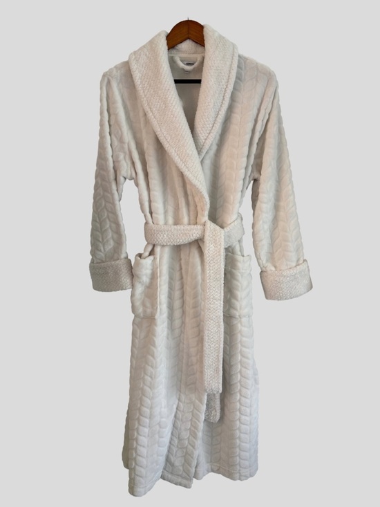 Sonoma Other - Sonoma Cream Quilted Plush Shawl Collar Bath Robe size Small